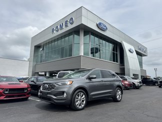 Used 2022 Ford Edge Titanium image 1