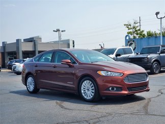 Used 2016 Ford Fusion SE w/ Equipment Group 502A image 1