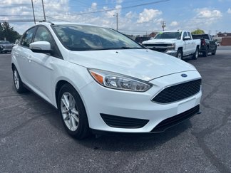 Used 2017 Ford Focus SE image 1