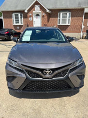 Used 2024 Toyota Camry SE image 1
