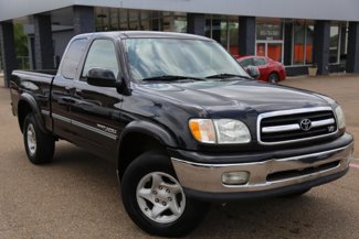 Used 2002 Toyota Tundra Limited image 1