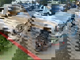Used 2017 GMC Sierra 1500 SLT image 1