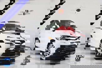 Used 2022 Toyota Camry LE image 1