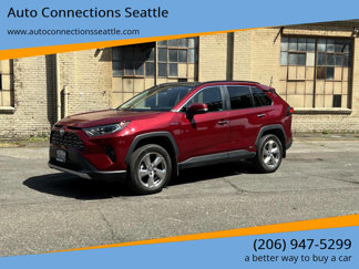 Used 2020 Toyota RAV4 Limited image 1