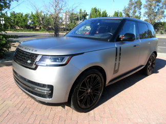 Used 2023 Land Rover Range Rover SE image 1
