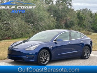 Used 2020 Tesla Model 3 Standard Range Plus image 1