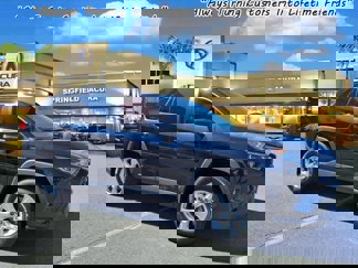 Used 2021 Toyota RAV4 XLE image 1