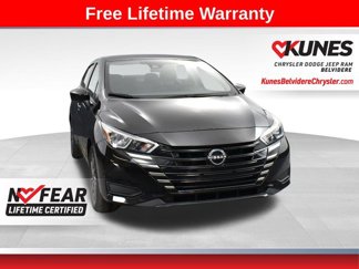 Used 2023 Nissan Versa SV image 1