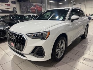 Used 2022 Audi Q3 2.0T Premium image 1