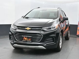 Used 2022 Chevrolet Trax LT w/ LT Convenience Package image 1