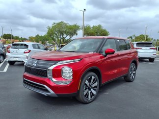 New 2025 Mitsubishi Outlander SE image 1