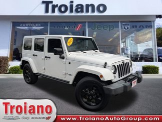 Used 2015 Jeep Wrangler Unlimited Sahara image 1