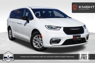 New 2025 Chrysler Pacifica Select w/ Uconnect Theater Family Group image 1