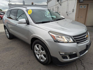 Used 2017 Chevrolet Traverse LT w/ Style and Technology Package image 1