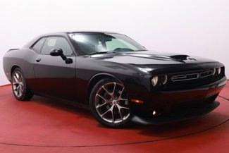 Used 2022 Dodge Challenger GT image 1
