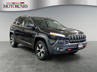 Used 2018 Jeep Cherokee Trailhawk w/ Comfort/Convenience Group image 1