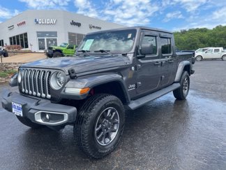 Used 2020 Jeep Gladiator Overland w/ Popular Equipment Package image 1