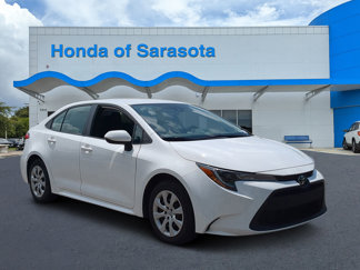 Used 2022 Toyota Corolla LE image 1