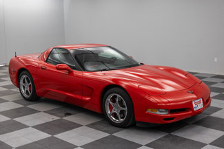 Used 2000 Chevrolet Corvette Coupe w/ Lighting Pkg image 1