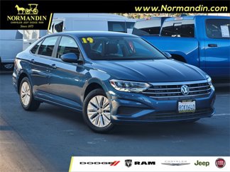 Used 2019 Volkswagen Jetta S image 1