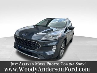 Used 2022 Ford Escape SEL w/ Technology Package image 1
