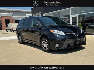 Used 2018 Toyota Sienna XLE image 1