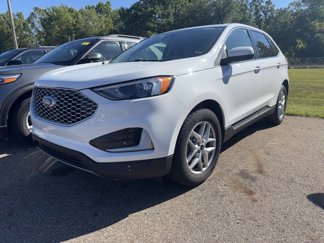 Used 2024 Ford Edge SEL image 1