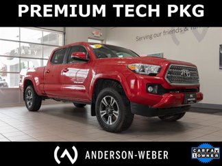 Used 2017 Toyota Tacoma TRD Sport image 1