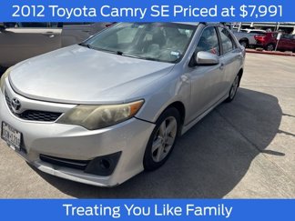 Used 2012 Toyota Camry SE image 1