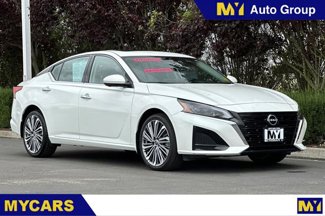 Used 2023 Nissan Altima 2.5 SL image 1