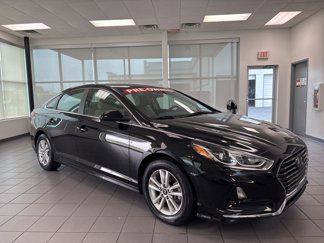 Used 2019 Hyundai Sonata SE image 1