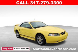 Used 2003 Ford Mustang Convertible image 1