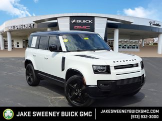 Used 2024 Land Rover Defender 110 X-Dynamic SE image 1