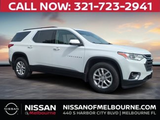 Used 2021 Chevrolet Traverse LT image 1