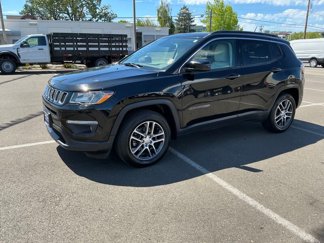 Used 2018 Jeep Compass Latitude image 1