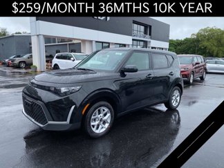 New 2025 Kia Soul LX image 1