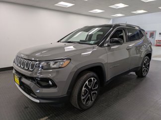 Used 2022 Jeep Compass Limited image 1