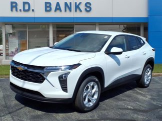 New 2025 Chevrolet Trax LS w/ LS Convenience Package image 1