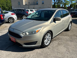 Used 2015 Ford Focus SE image 1