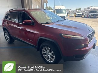 Used 2016 Jeep Cherokee Latitude w/ Comfort/Convenience Group image 1