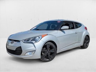Used 2017 Hyundai Veloster Value Edition image 1