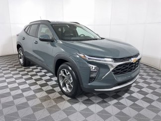 New 2025 Chevrolet Trax LT w/ Driver Confidence Package image 1