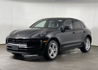 Used 2023 Porsche Macan Turbo image 1