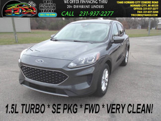 Used 2020 Ford Escape SE image 1