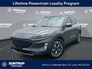 Used 2022 Ford Escape Titanium image 1