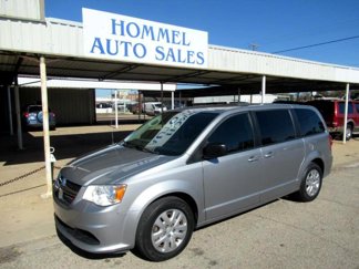Used 2018 Dodge Grand Caravan SE w/ UConnect Hands-Free Group image 1