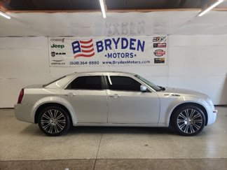 Used 2010 Chrysler 300 S image 1