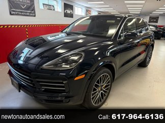 Used 2022 Porsche Cayenne Platinum Edition image 1