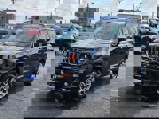 Used 2023 Jeep Renegade Latitude w/ Premium Group image 1