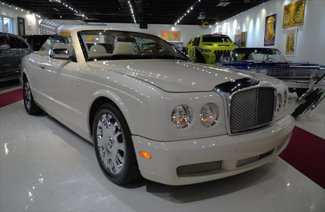 Used 2008 Bentley Azure image 1